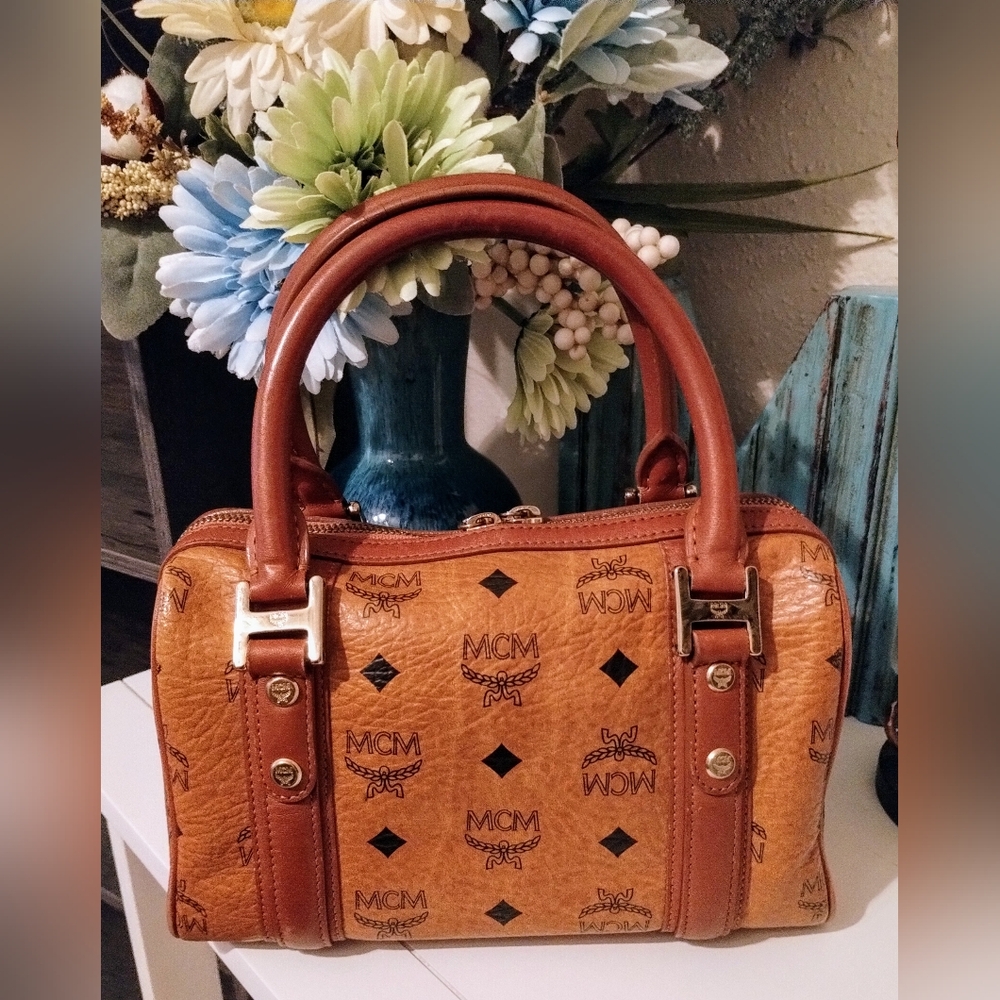 MCM Mini Boston Bag EUC - Picture 3 of 9